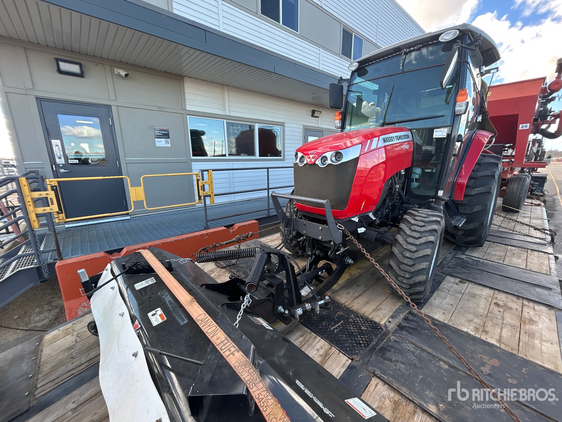2014 Massey Ferguson 1742