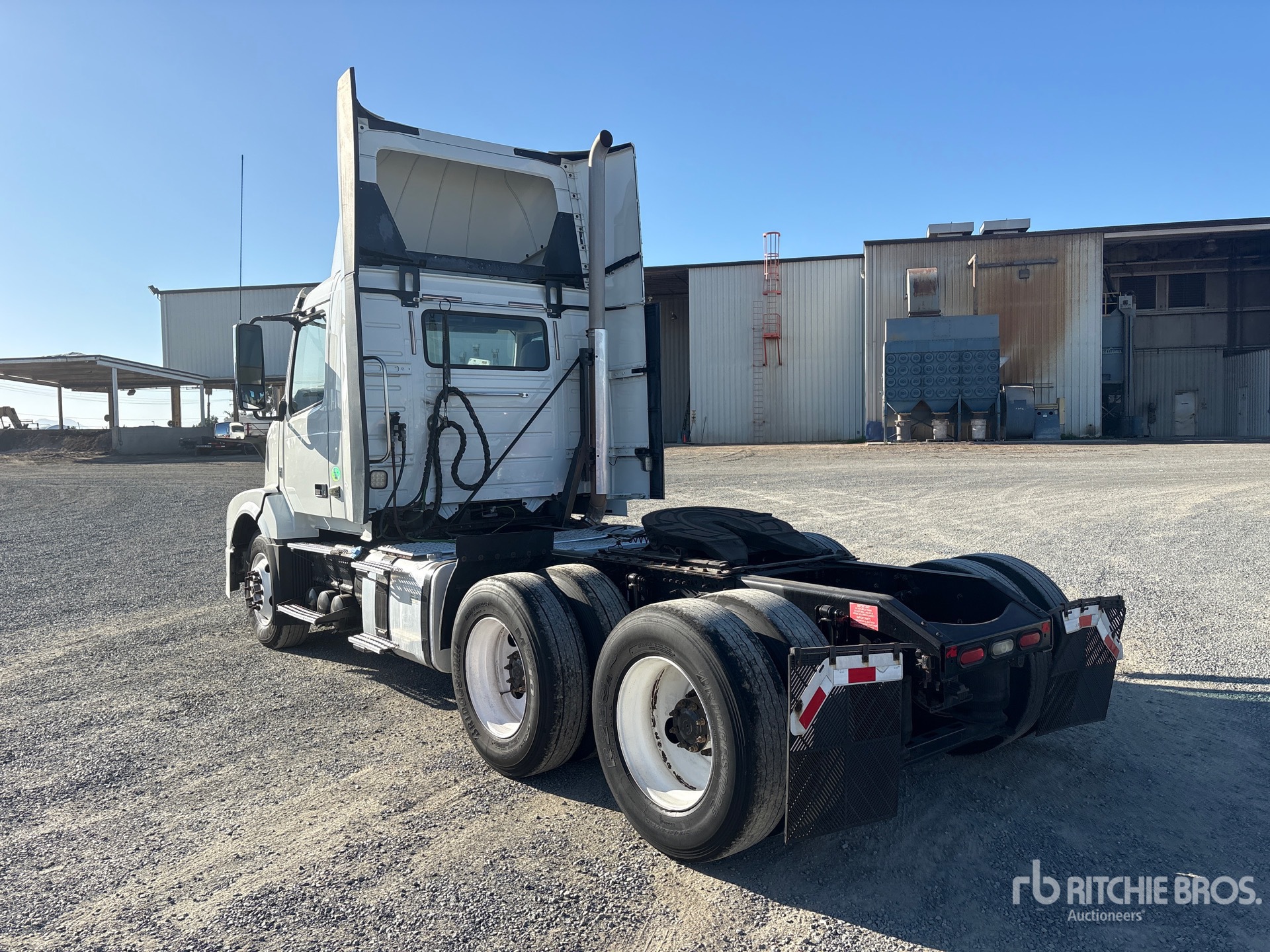 2018 Volvo VNL64T-300