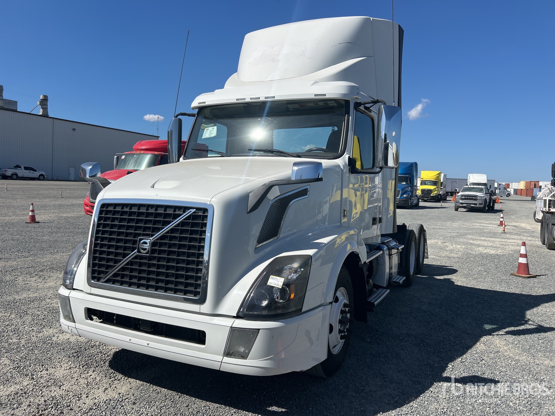 2018 Volvo VNL64T-300