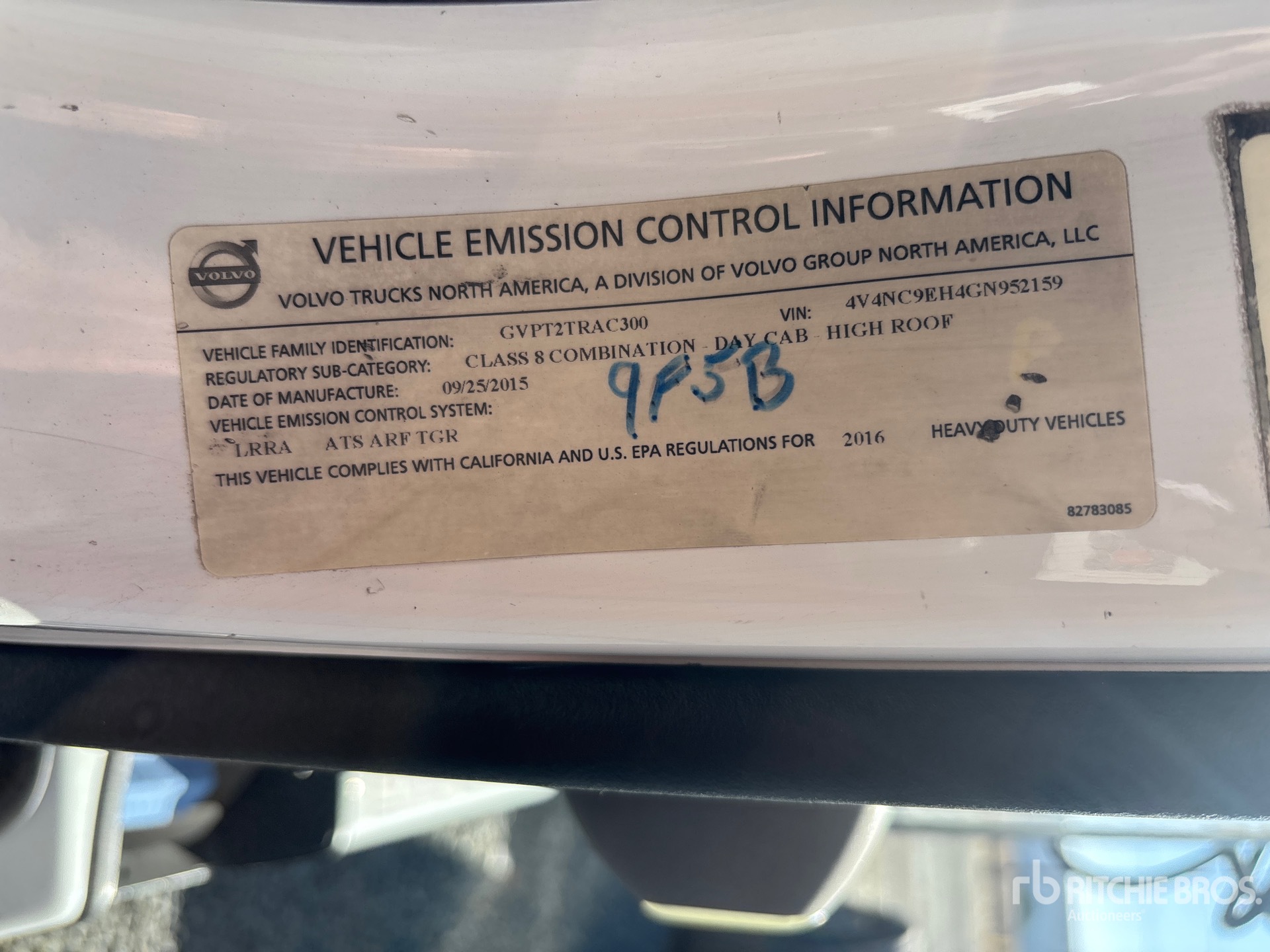 2016 Volvo VNL64T-300