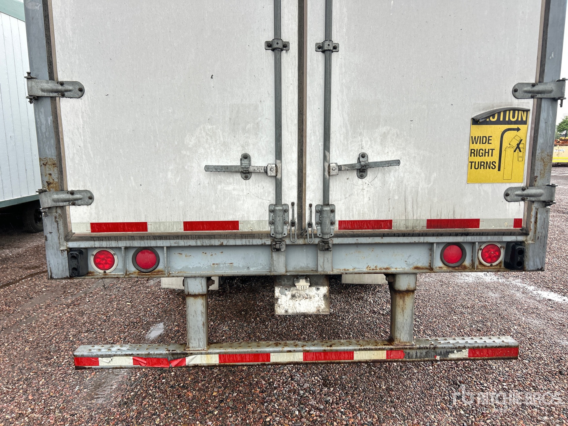 2003 Vanco 53 ft x 102 in T/A