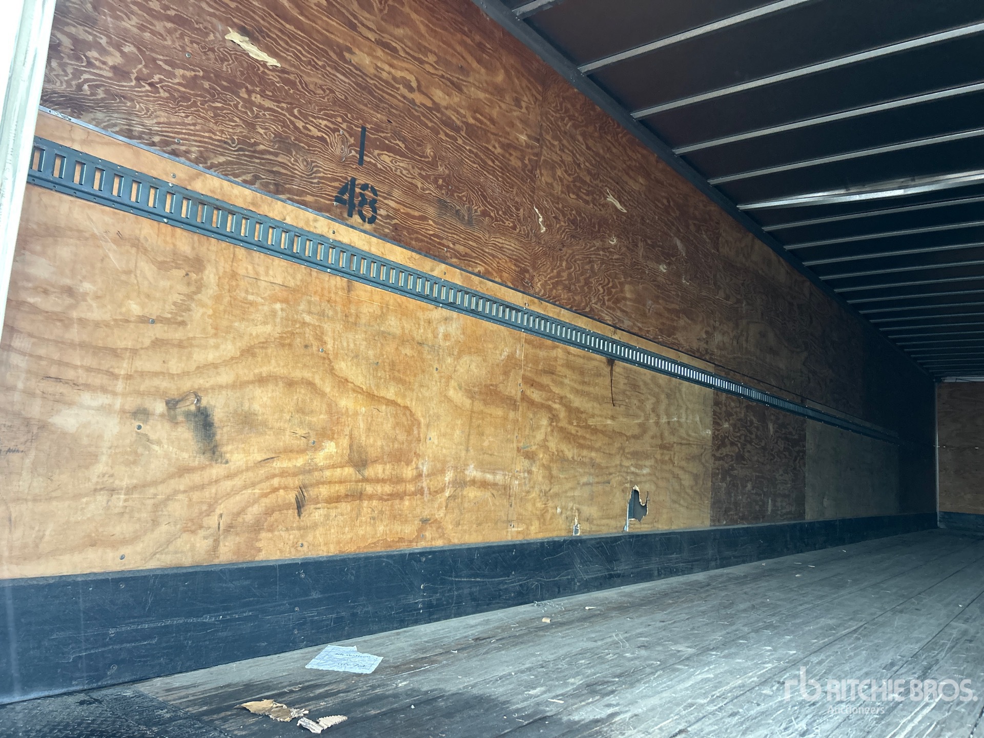 2003 Vanco 53 ft x 102 in T/A