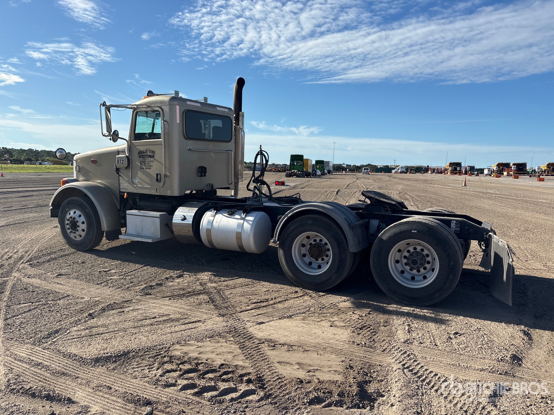 2015 Peterbilt 365