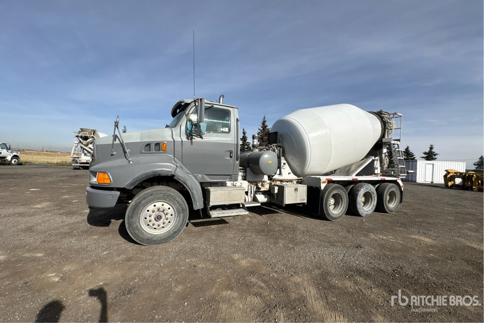 2006 Sterling LT9500