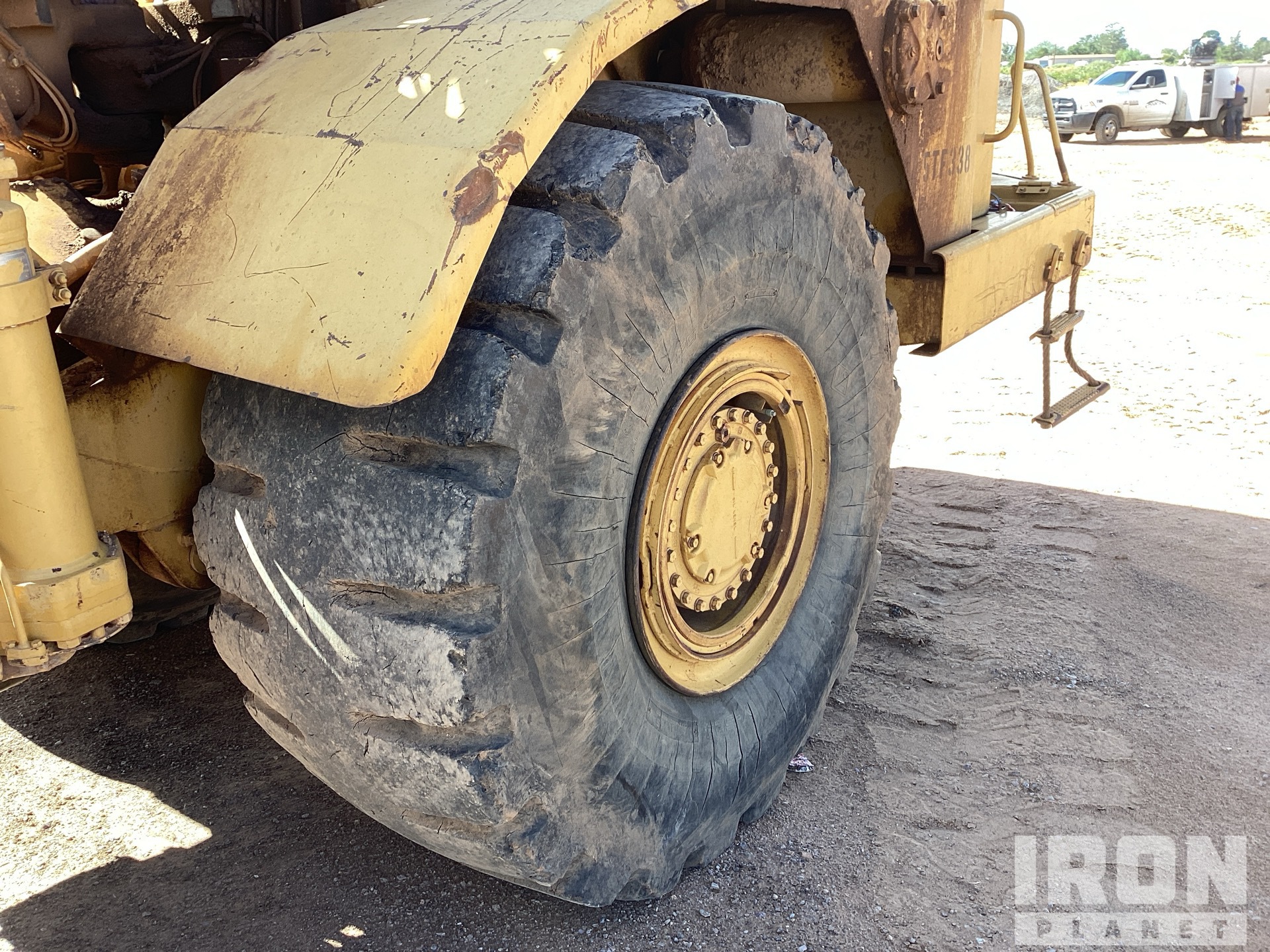 1990 Caterpillar 615C
