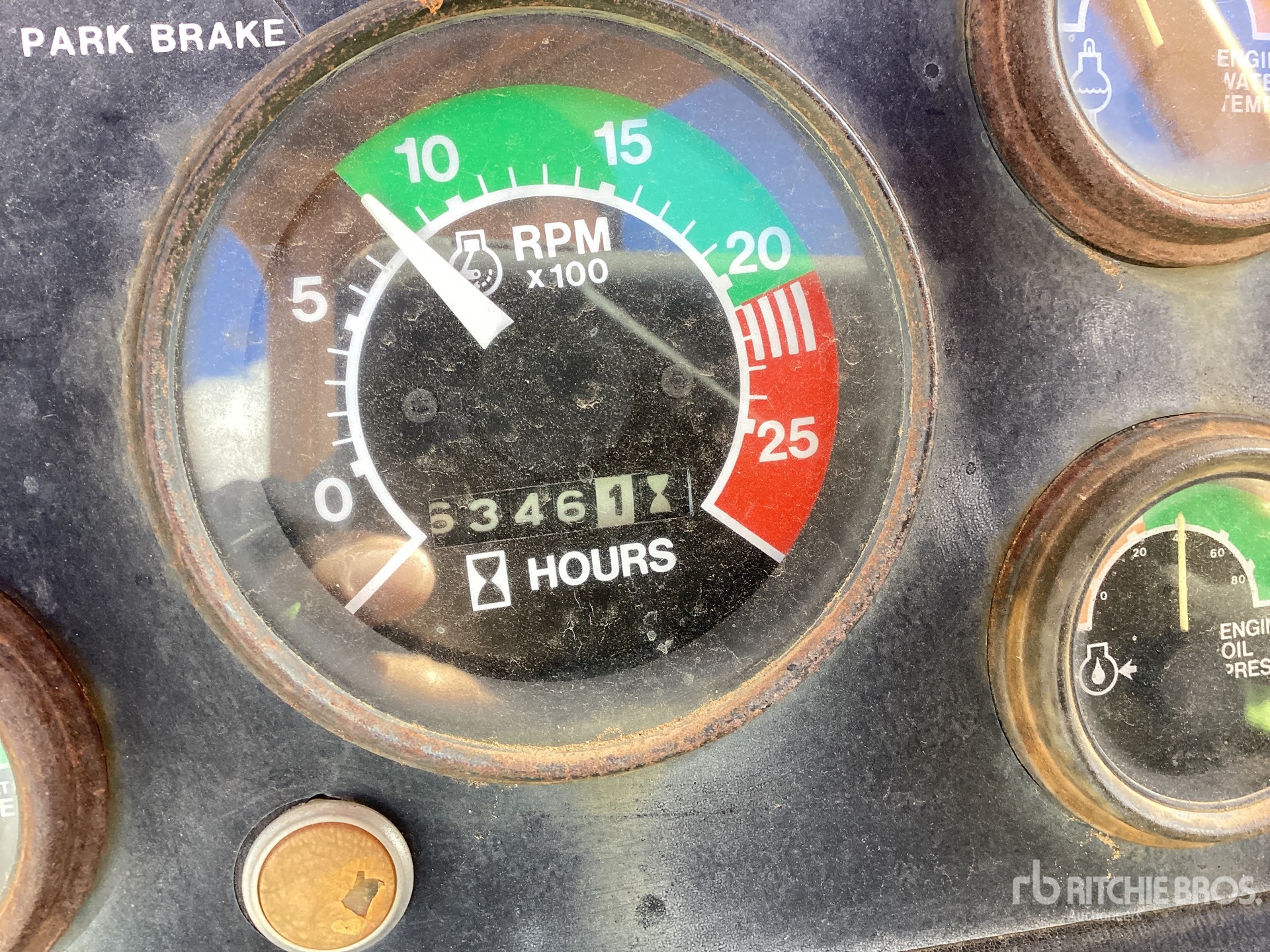 1980 John Deere 762
