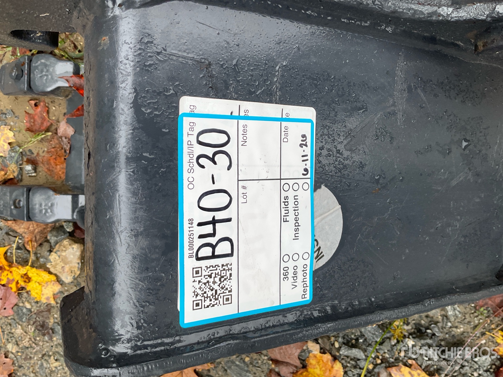 Bobcat 24 in Q/C Digging (Unused)