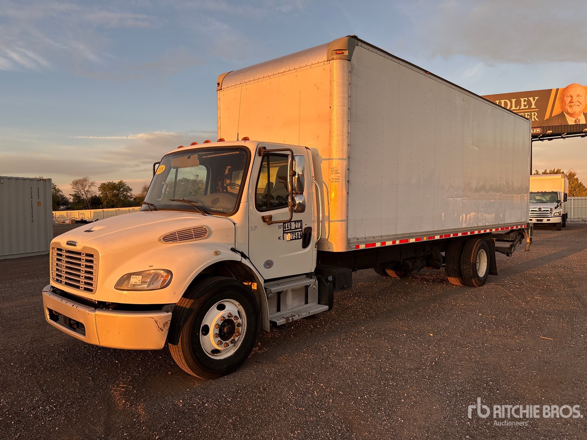 2018 Freightliner M2 106