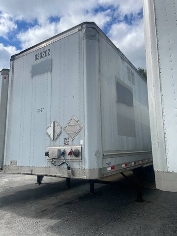 2013 Stoughton AVW-485T-S-C 48 ft T/A Van Trailer