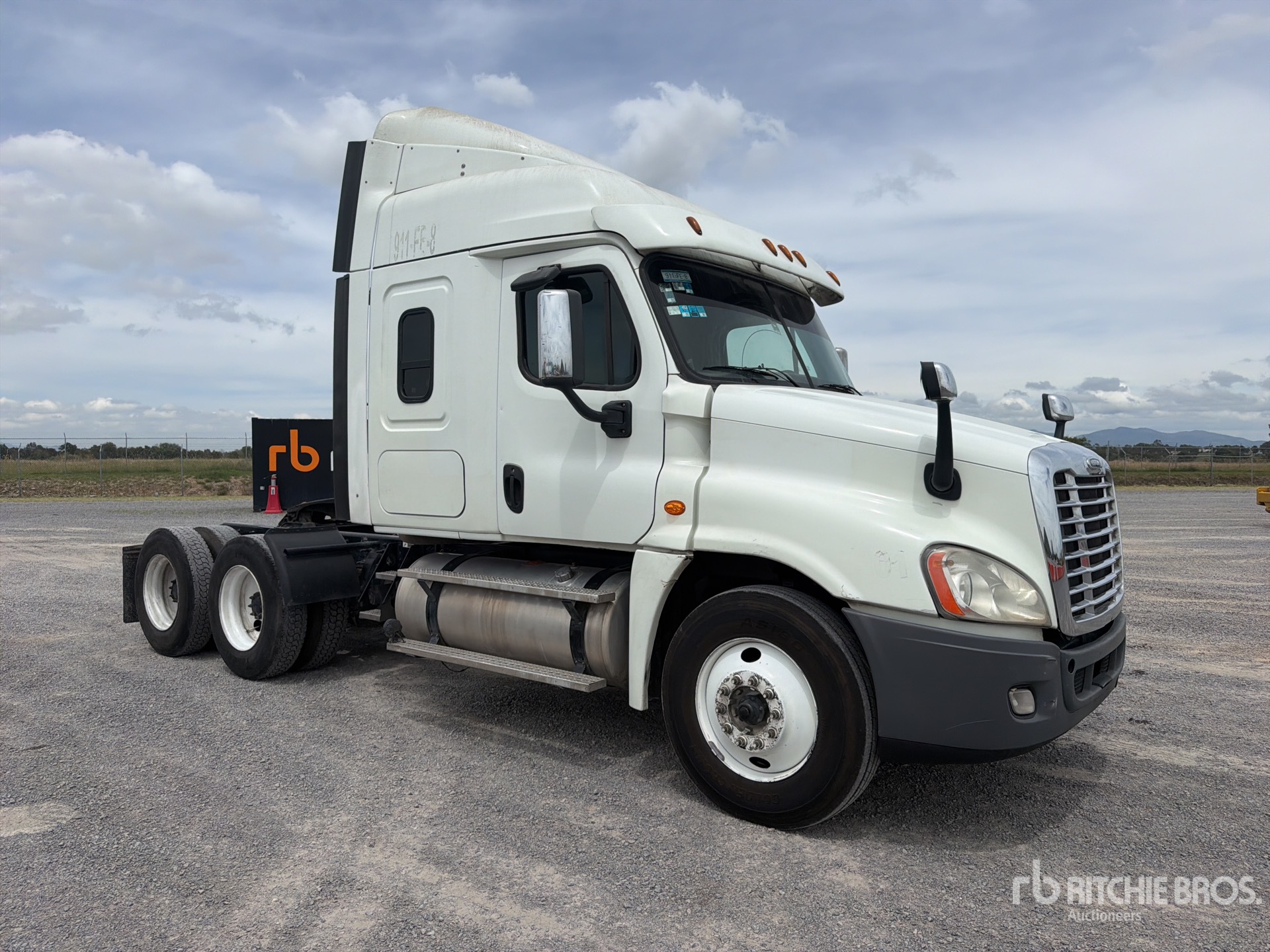 2018 Freightliner CASCADIA 125