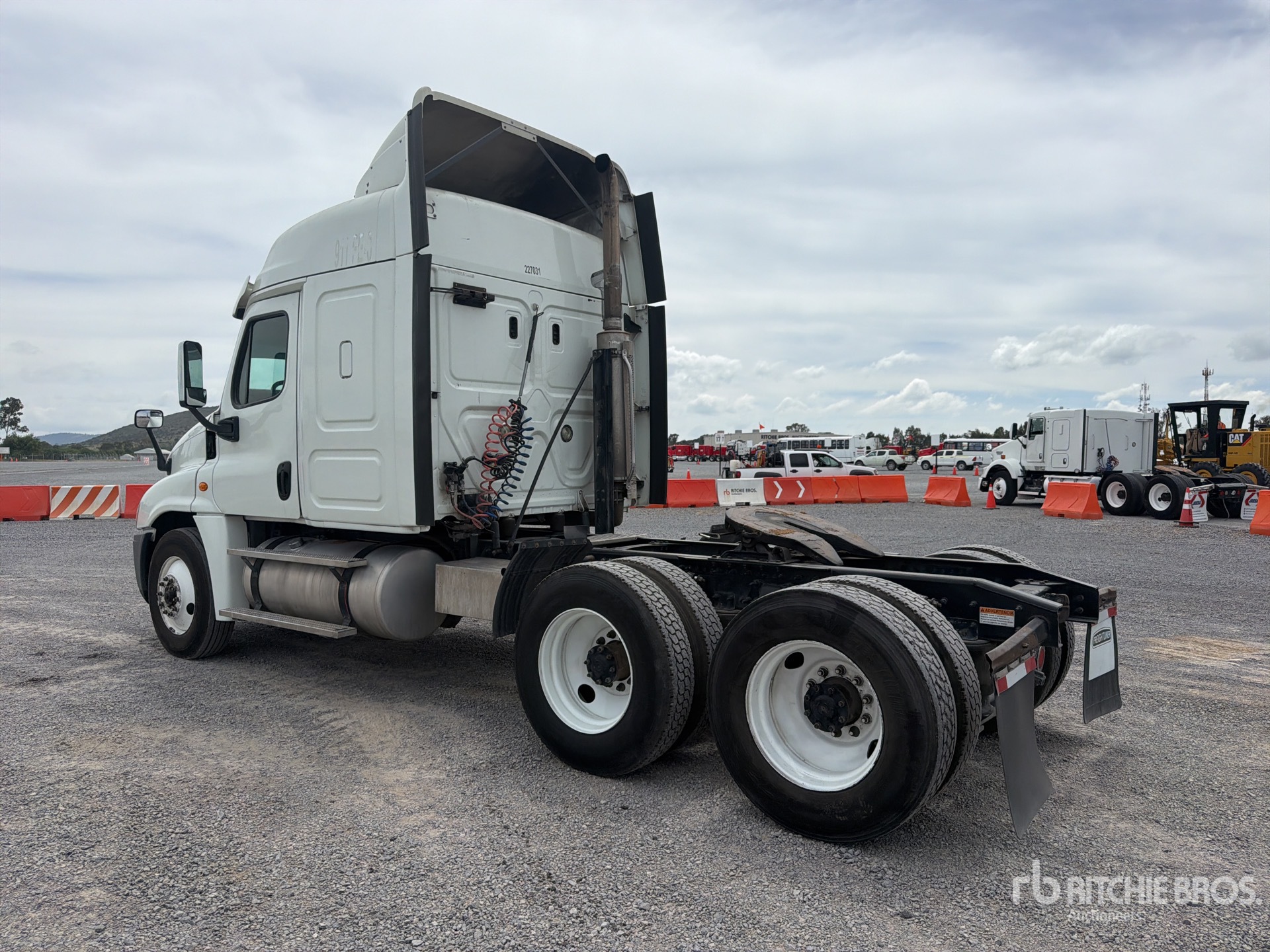 2018 Freightliner CASCADIA 125