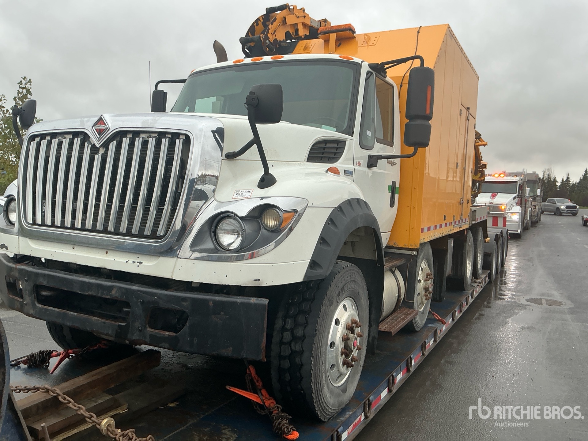 Photo of 2014 International 7600 SBA