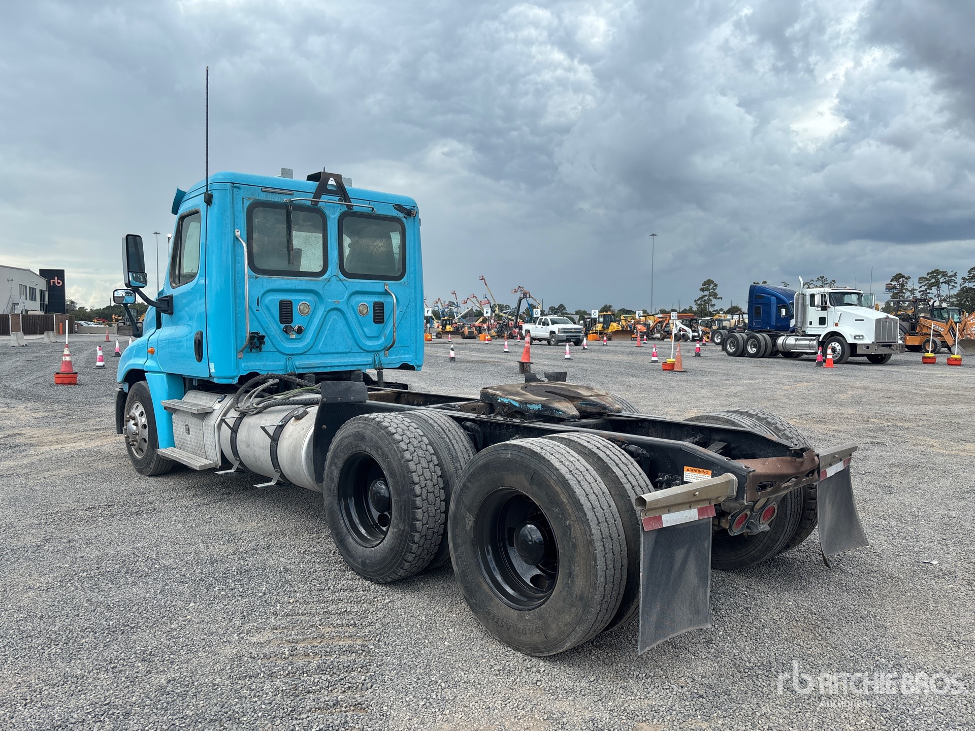 2015 Freightliner CASCADIA 125