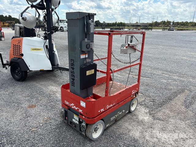 2016 Skyjack SJ12 Vertical Mast Lift