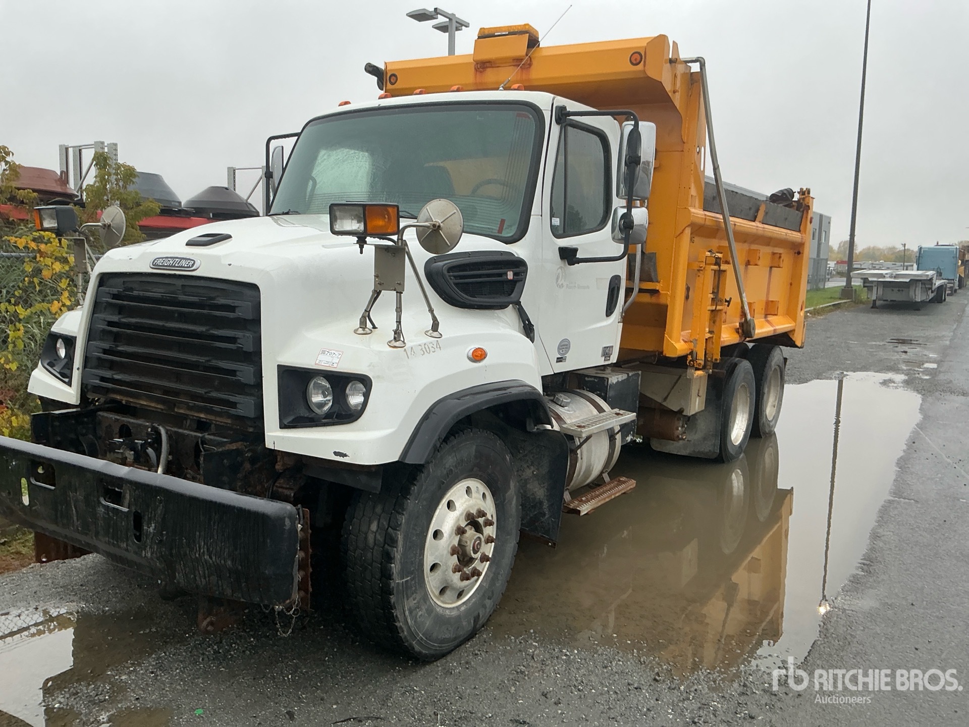 2014 Freightliner 114SD