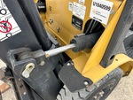Hydraulics with Mast Tilt Cylinders
