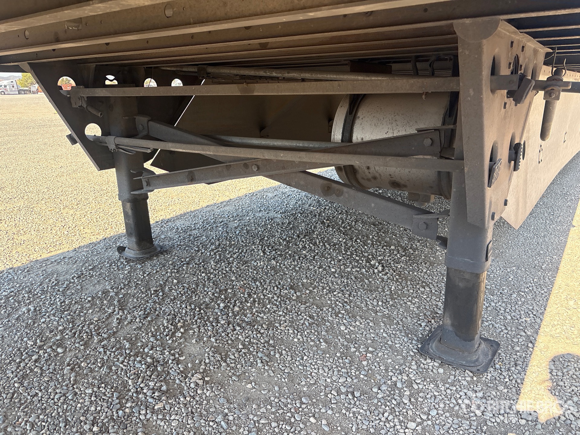 2015 Utility VS2RA