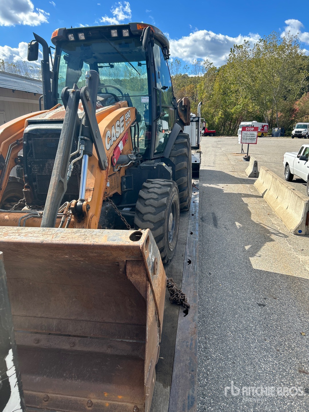 2019 Case 590SN