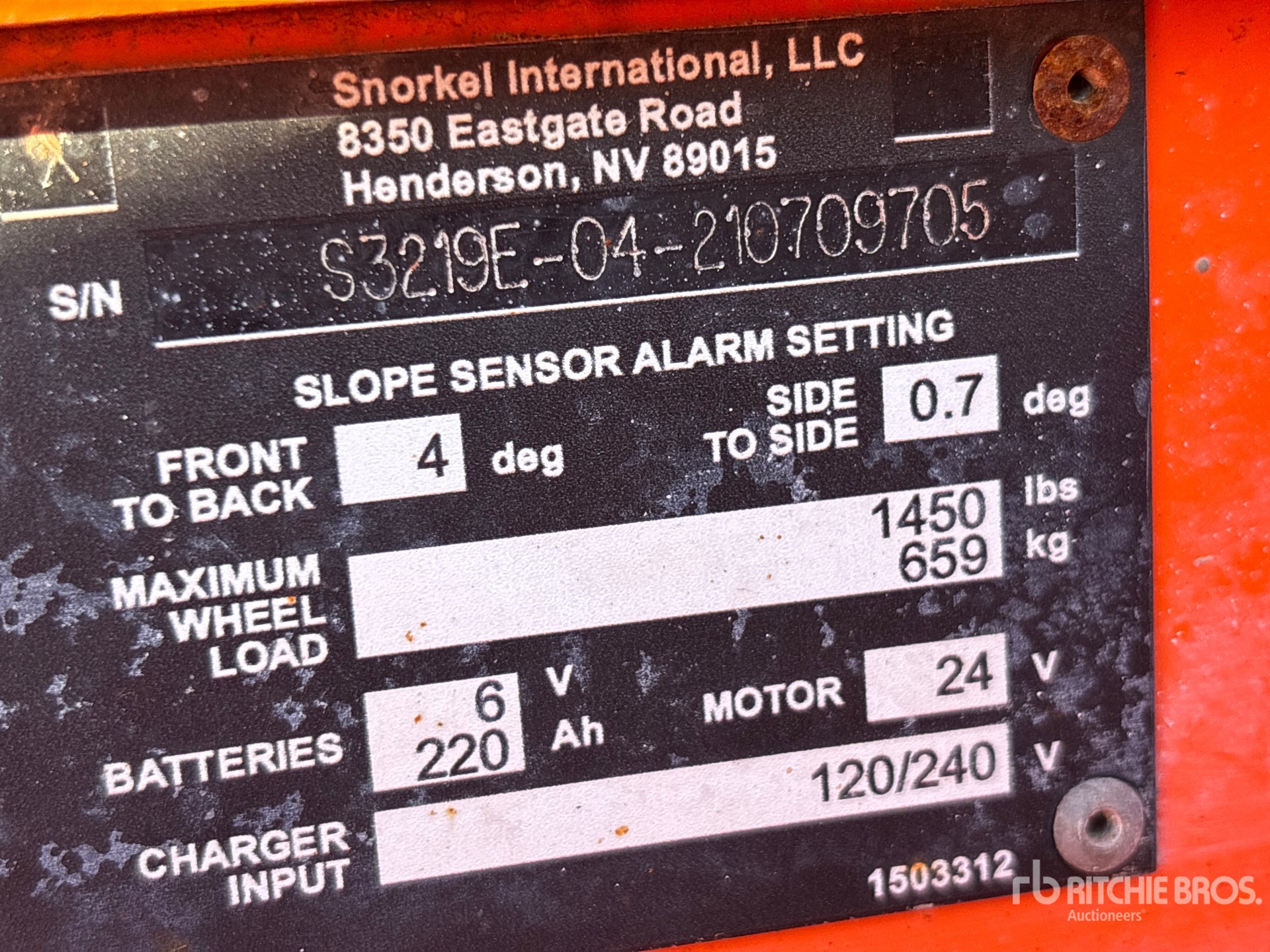 2021 Snorkel S3219E