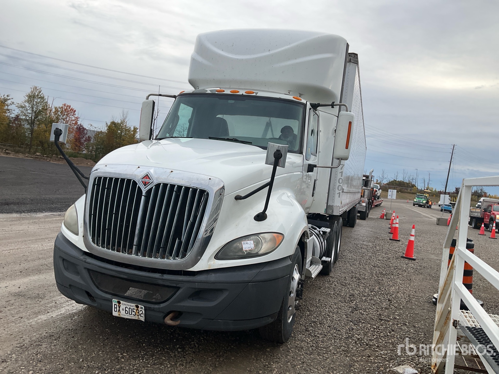 2016 International PROSTAR+ 122