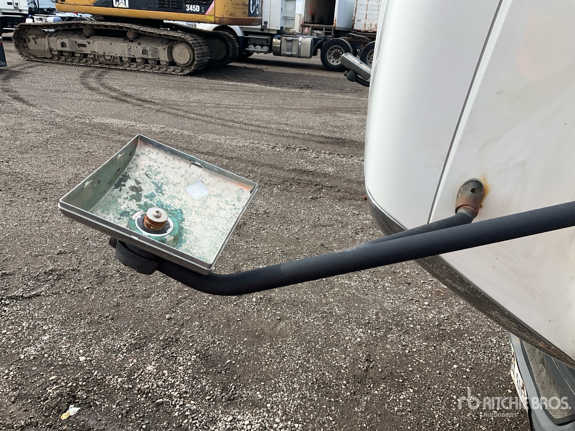2016 International PROSTAR+ 122