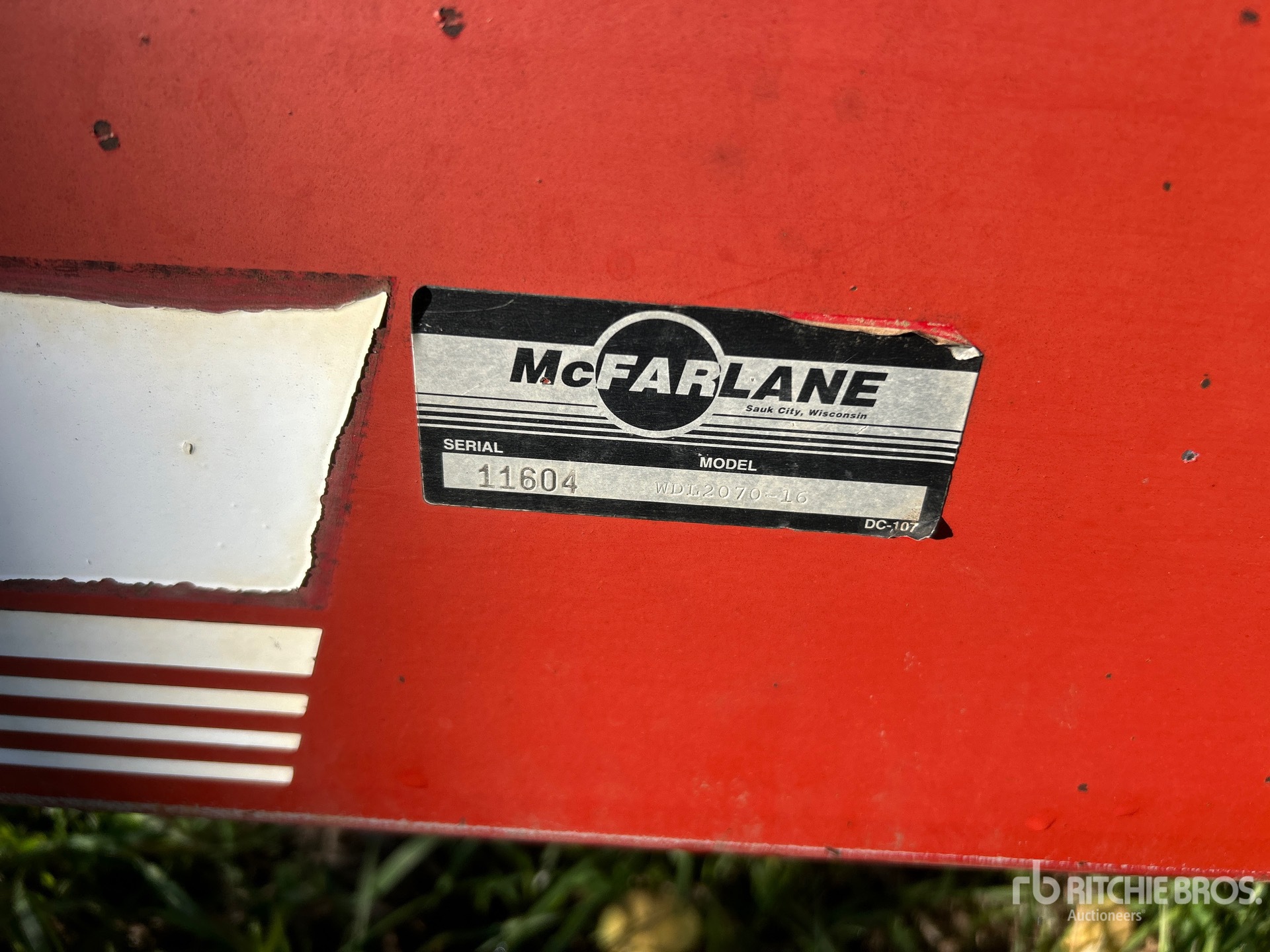 2010 Mcfarlane WDL-2070-16