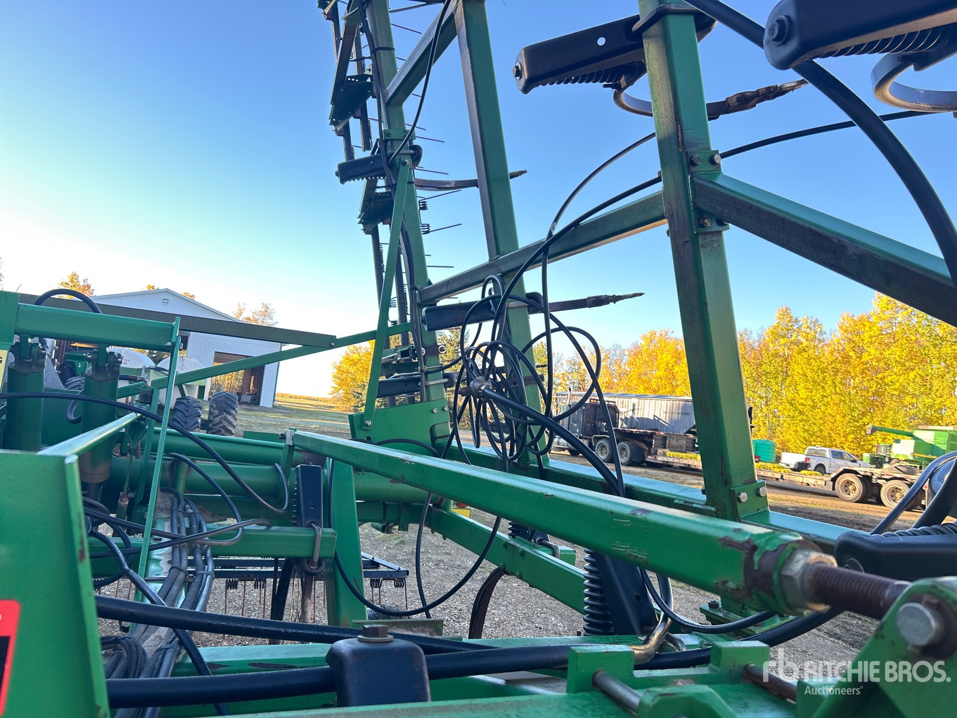 1998 John Deere 680