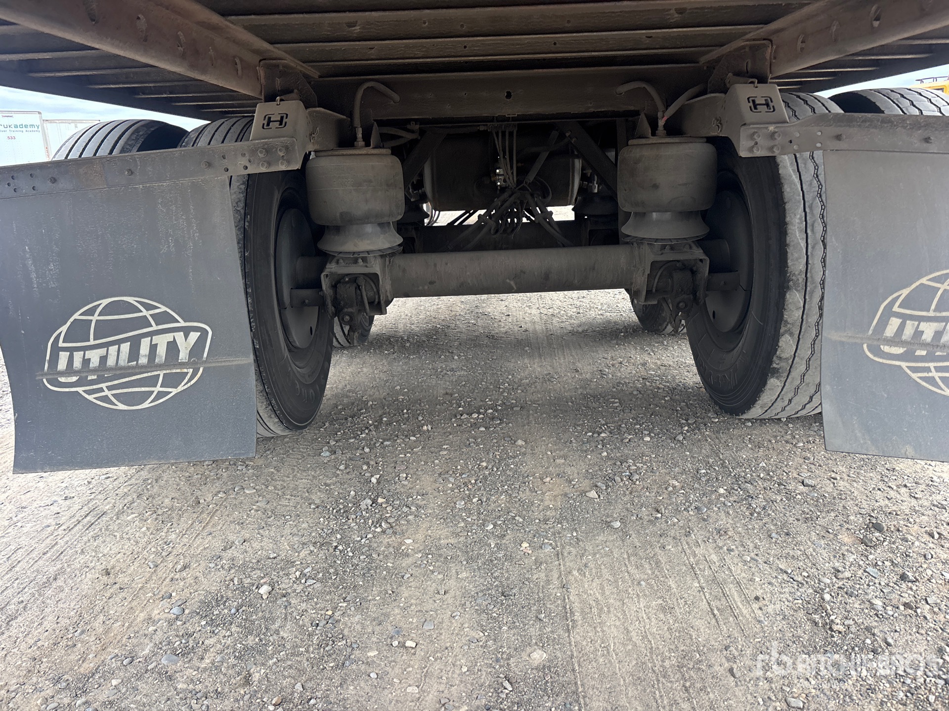 2022 Utility 3000R