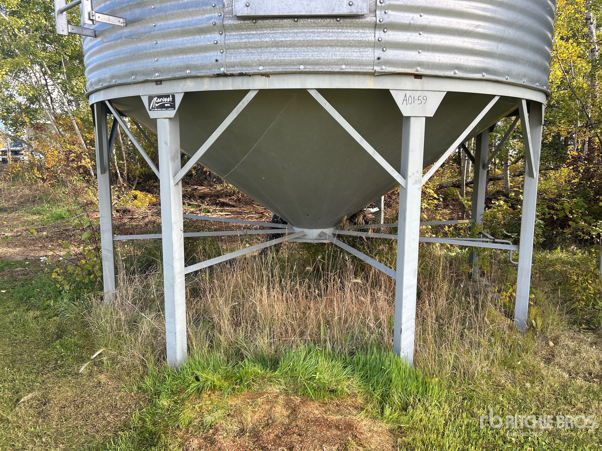 Butler +/- 2100 bu 4 Ring Hopper