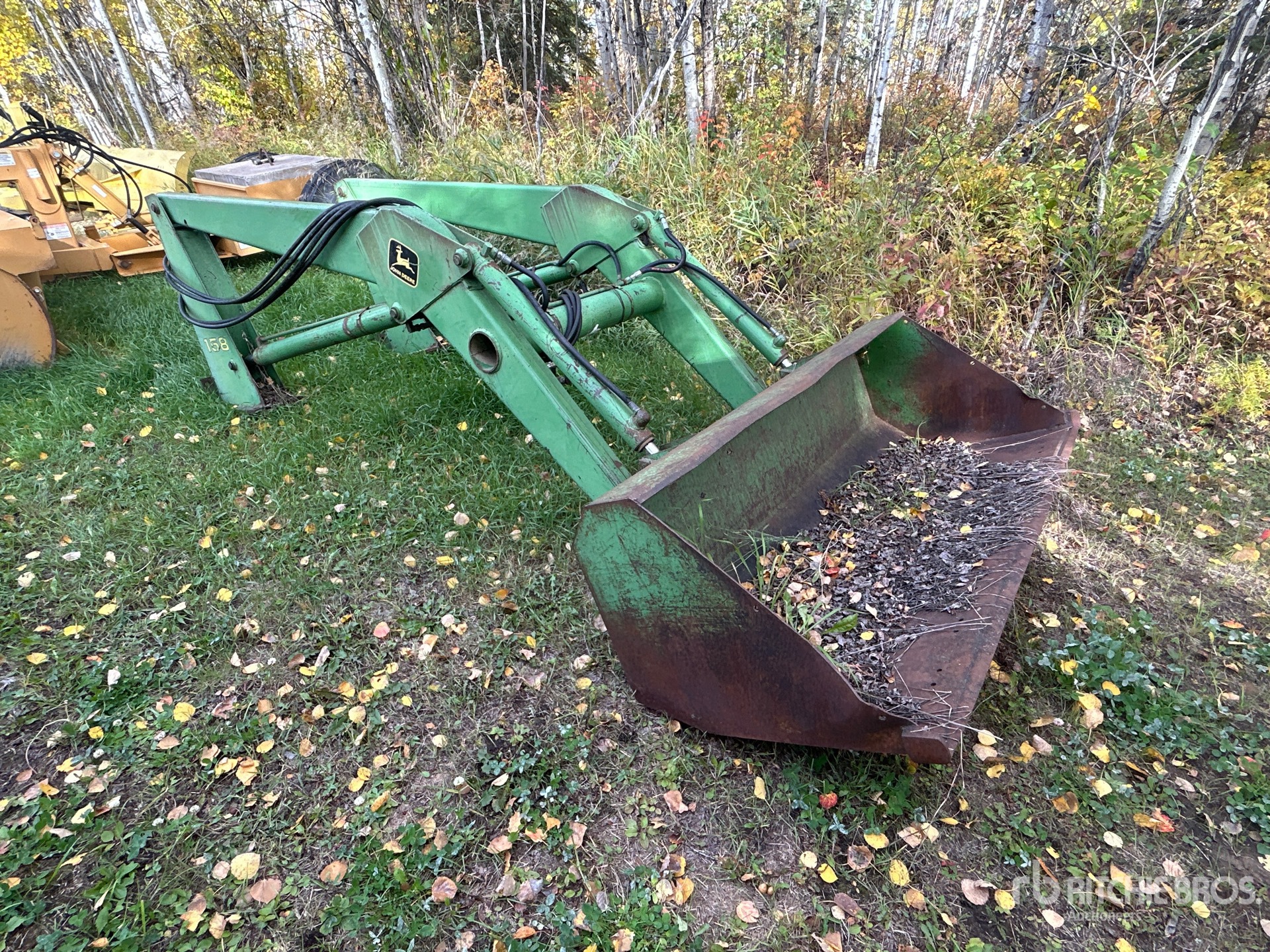 John Deere 158