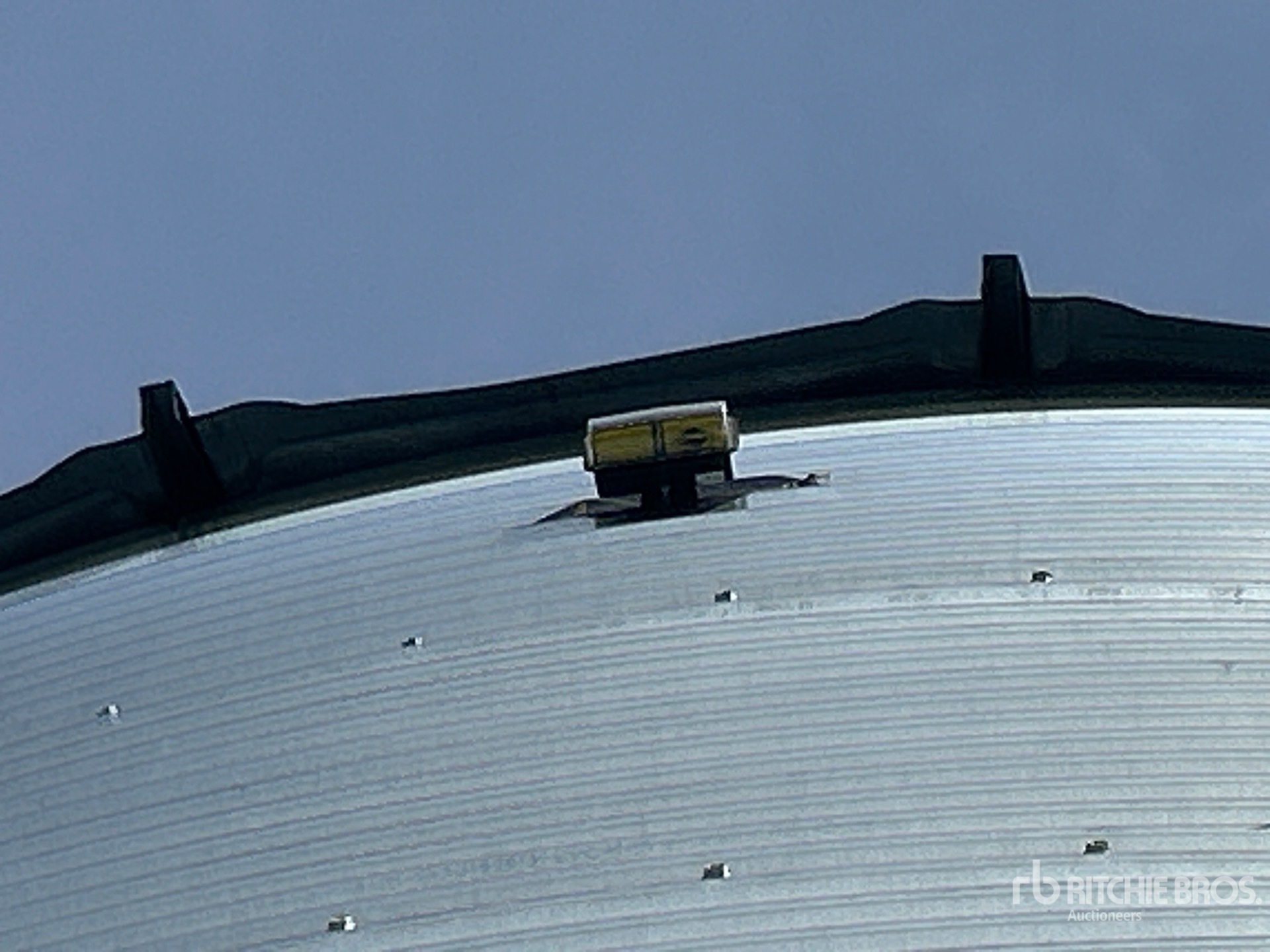Twister +/- 6000 bu 5 Ring Hopper