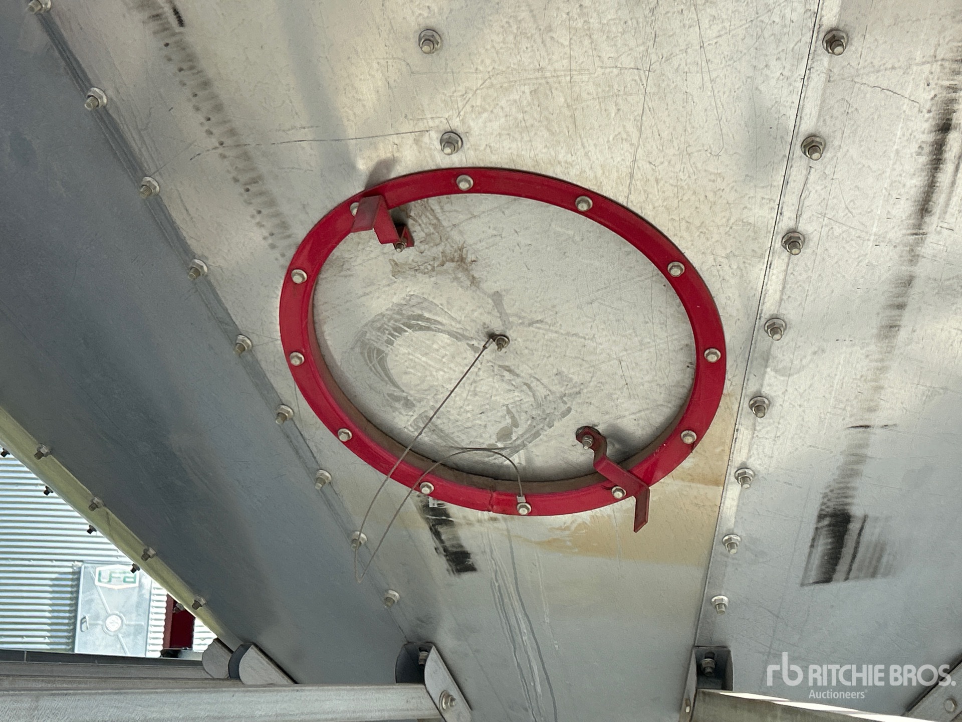 Twister +/- 3500 bu 5 Ring Hopper
