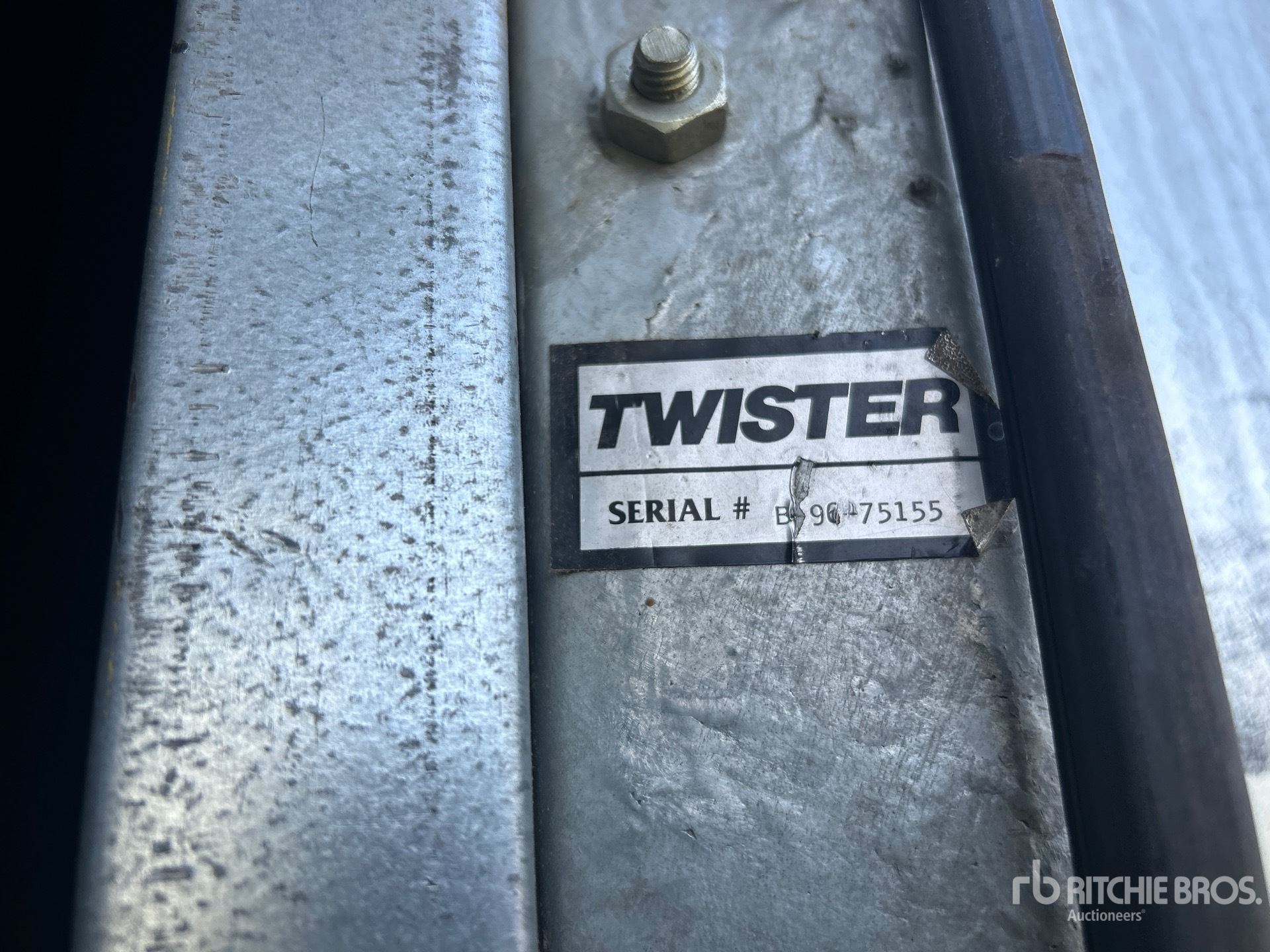 Twister +/- 4400 bu 5 Ring