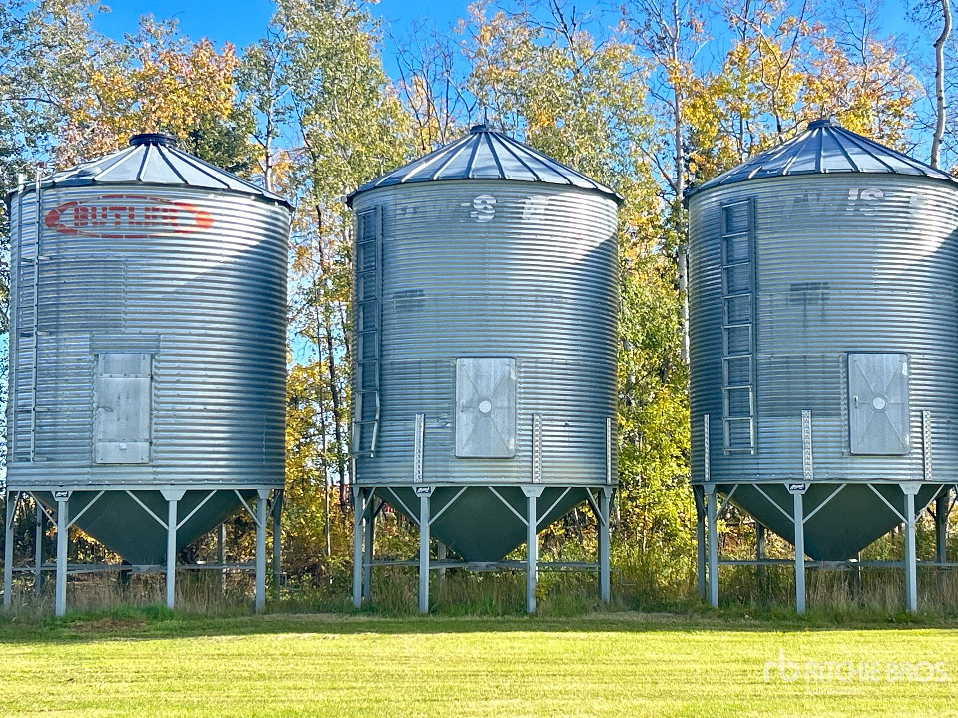 Twister +/- 2100 bu 5 Ring Hopper