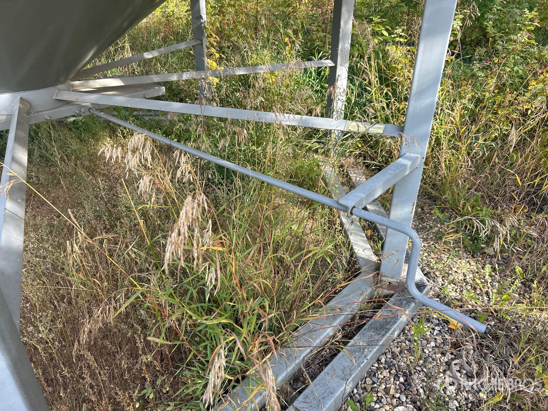 Twister +/- 2100 bu 5 Ring Hopper