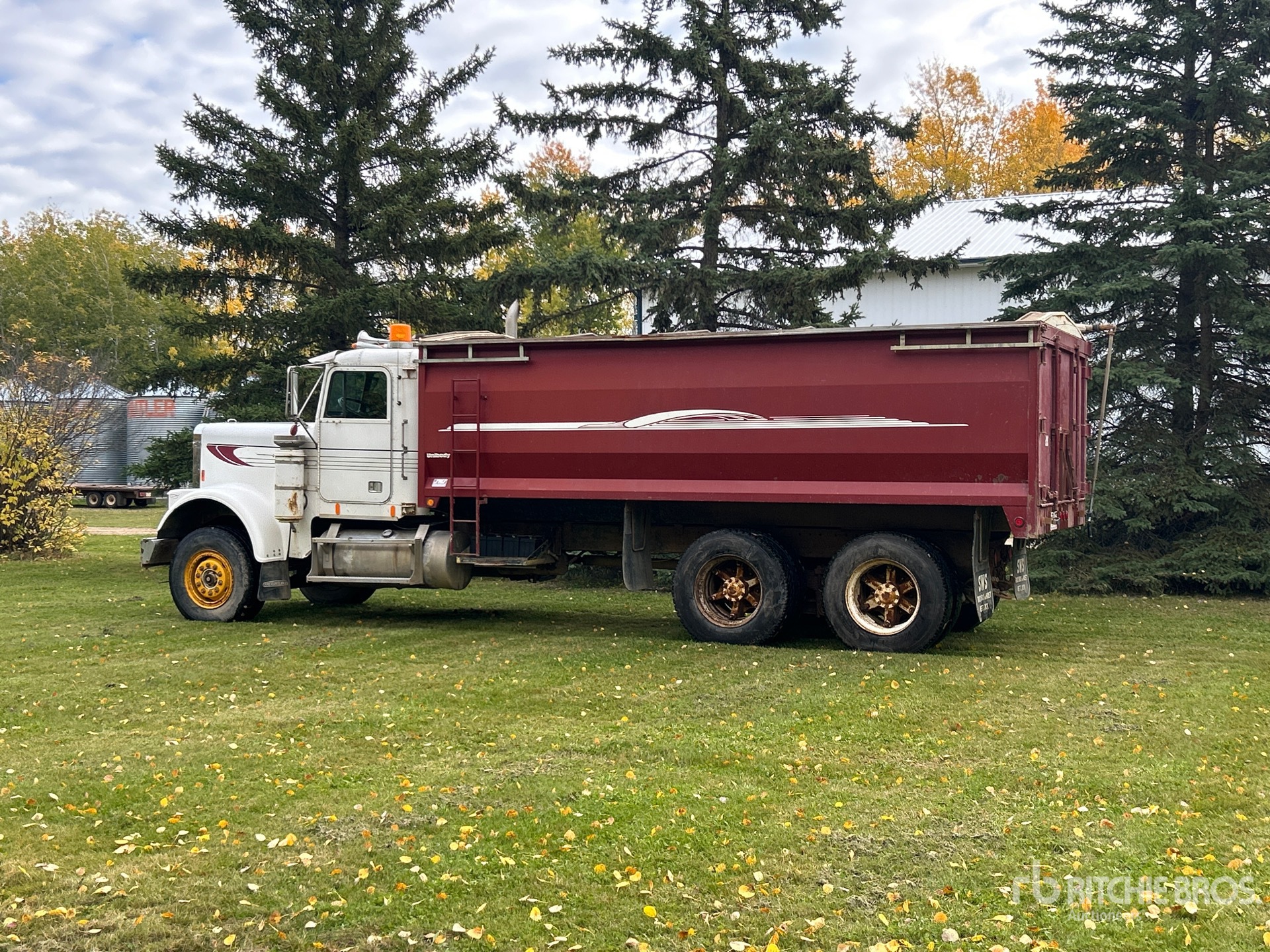 1985 Freightliner 6x4