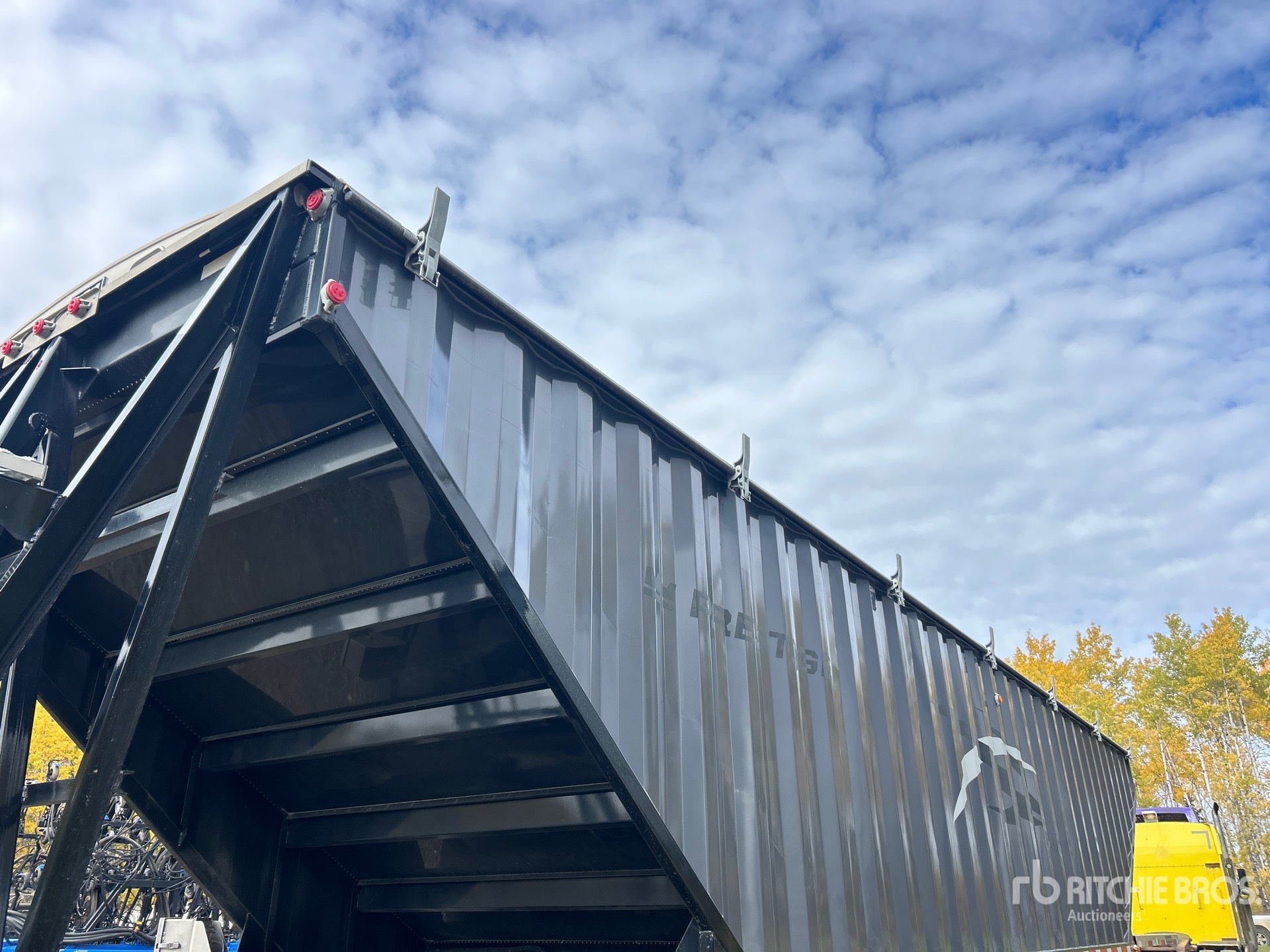 2025 Load King PRESTIGE