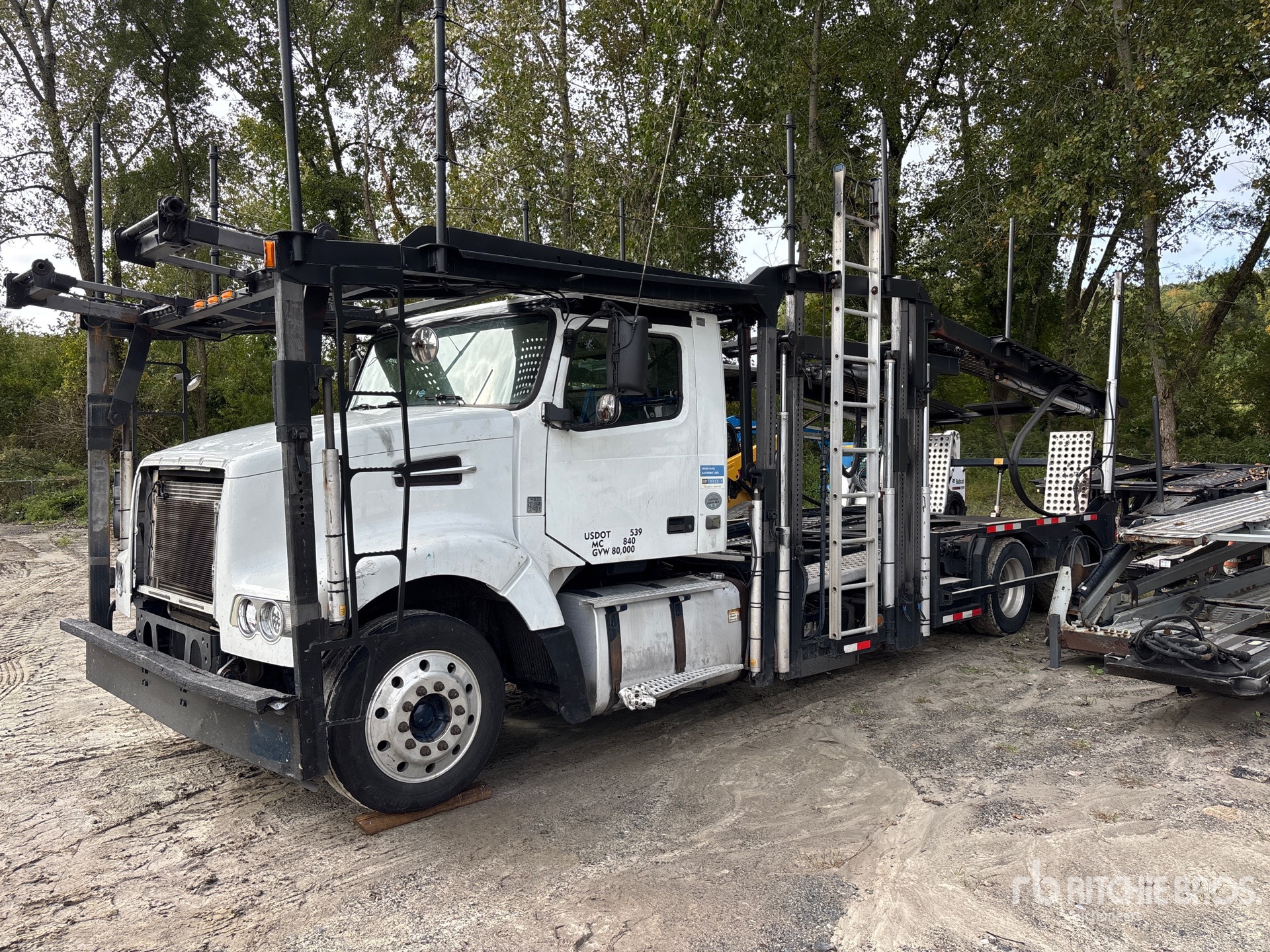 2013 Volvo VAH