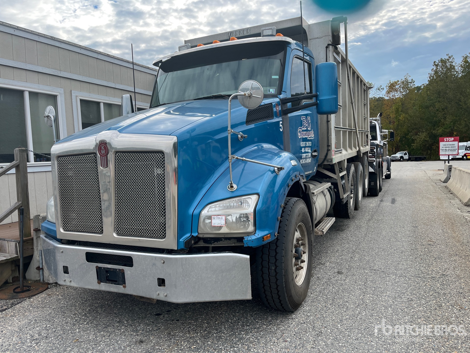2016 Kenworth T880