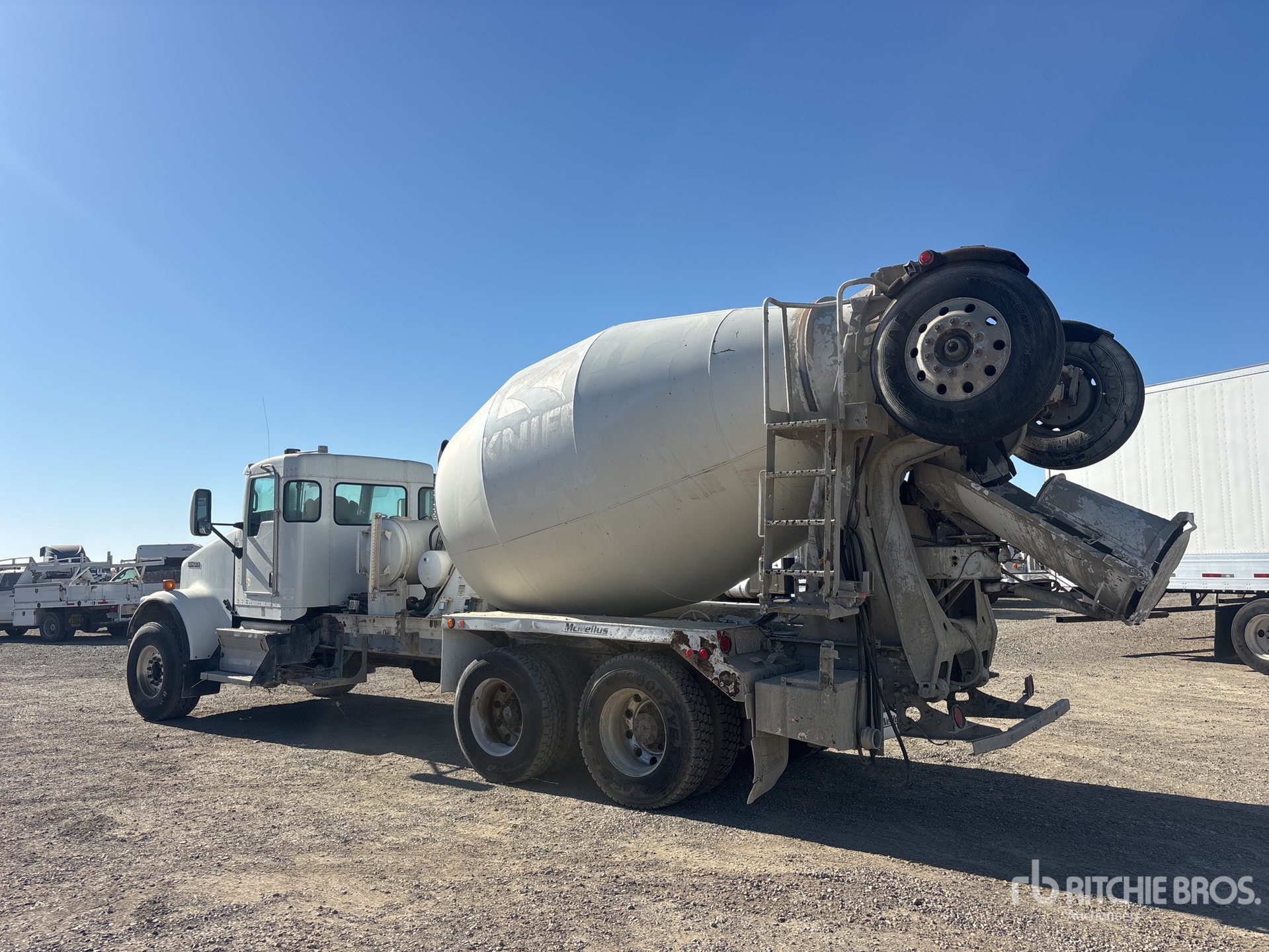 2013 Kenworth W900
