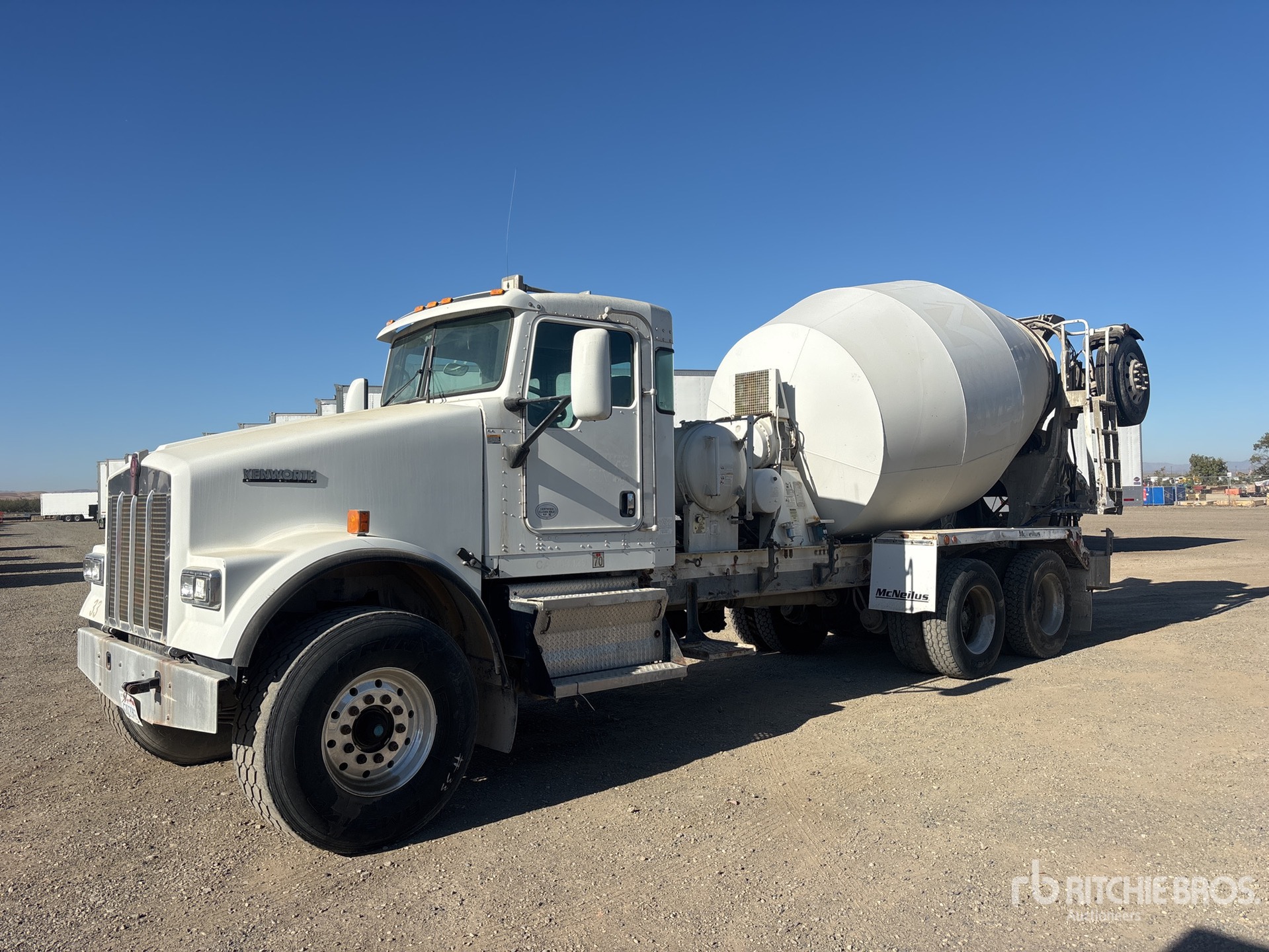 Photo of 2013 Kenworth W900