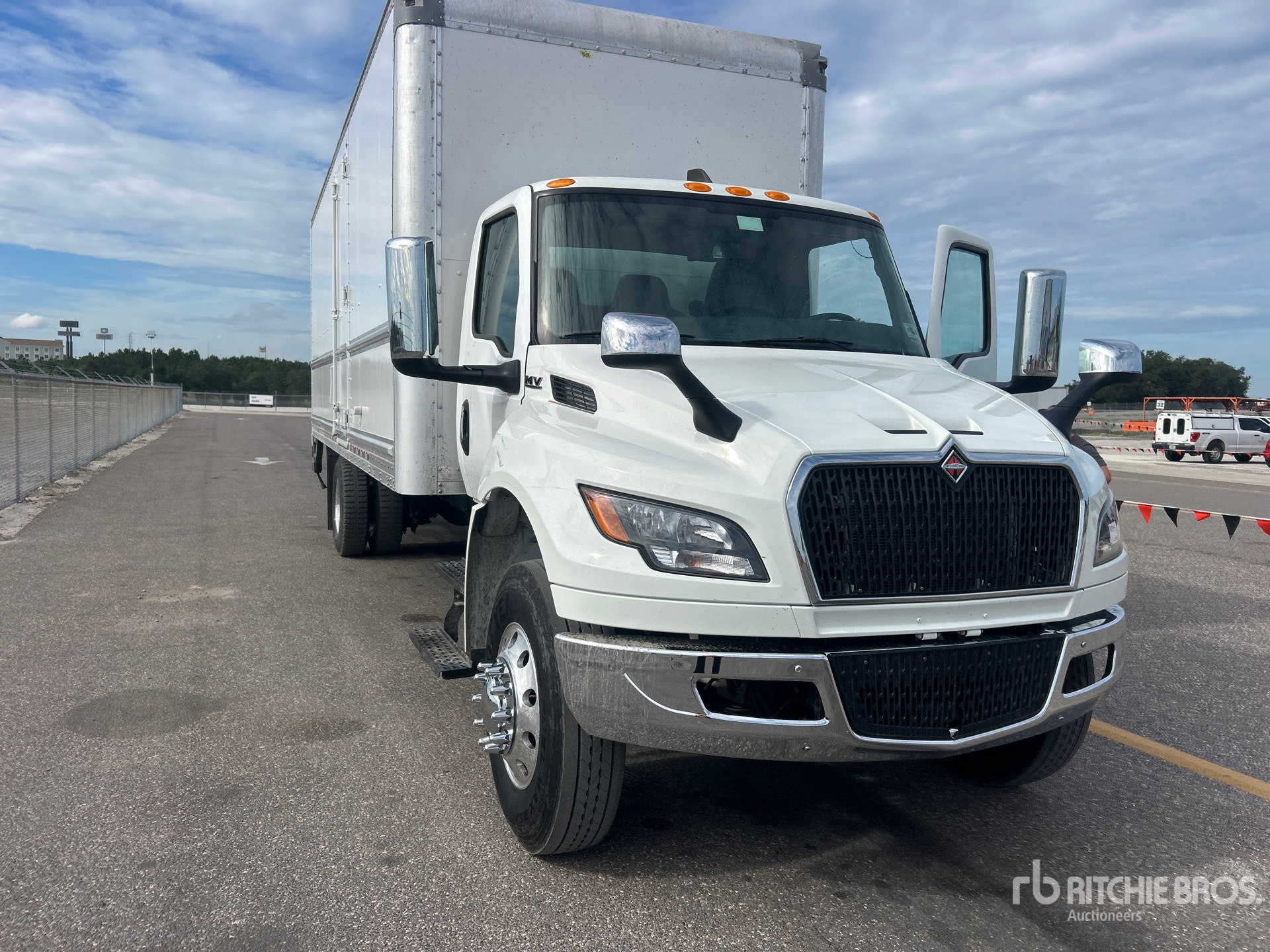2025 International MV607