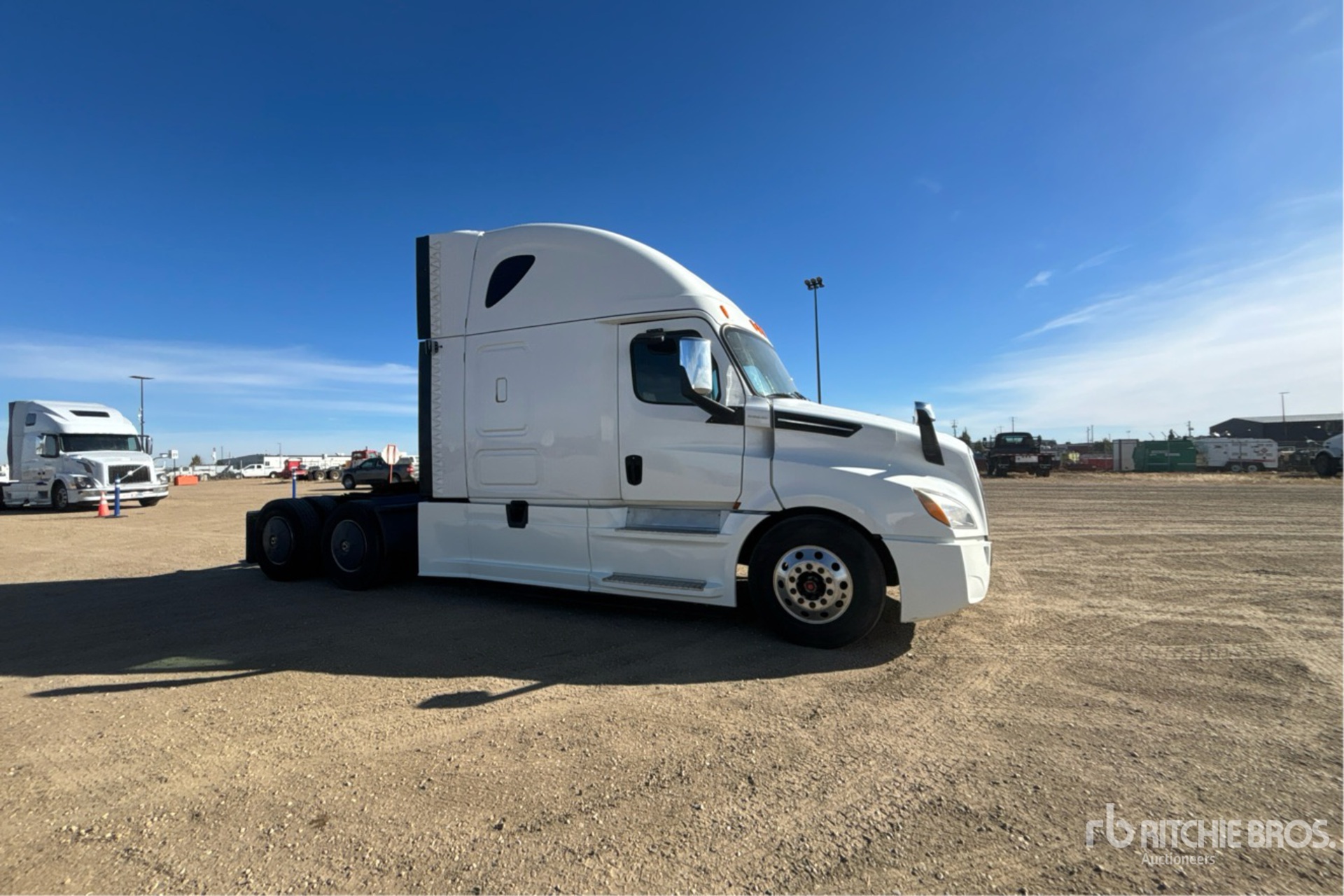 2019 Freightliner CASCADIA 126