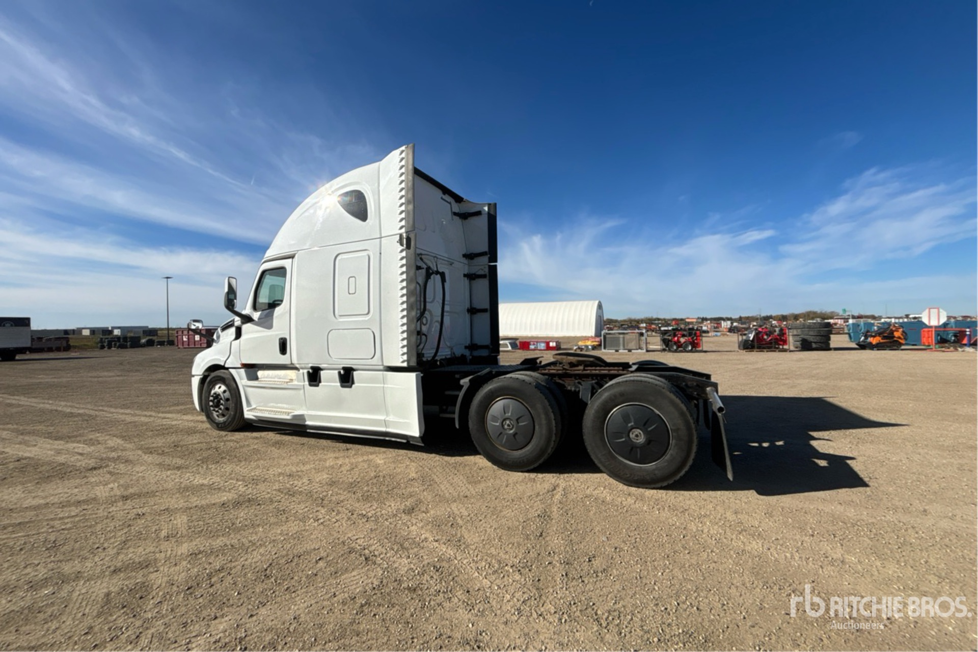 2019 Freightliner CASCADIA 126