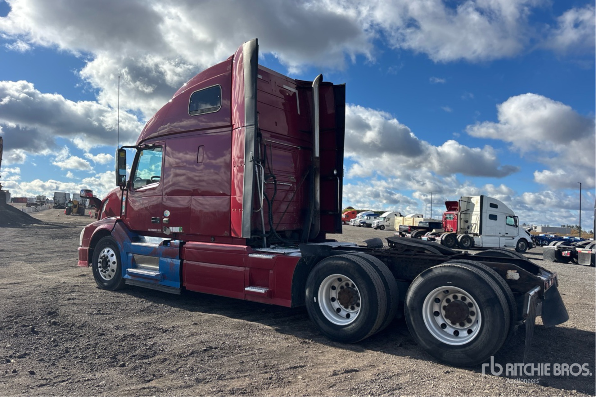 2015 Volvo VNL