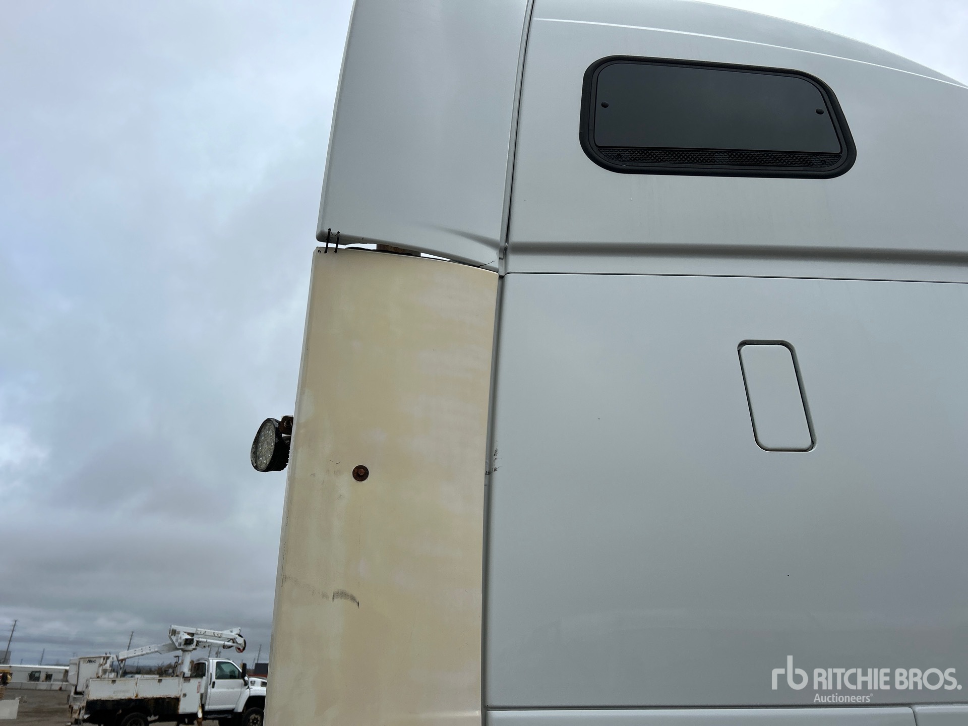 2015 Volvo VNL