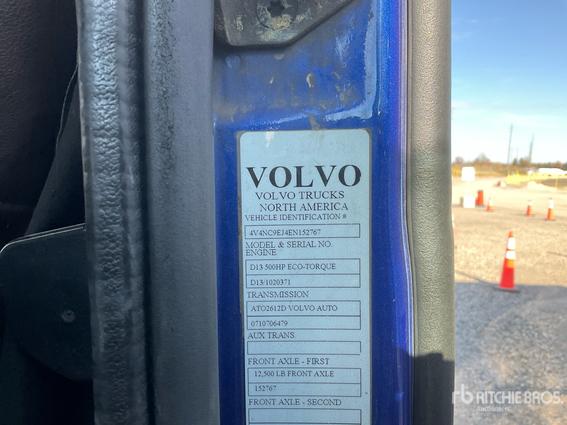 2014 Volvo VNL