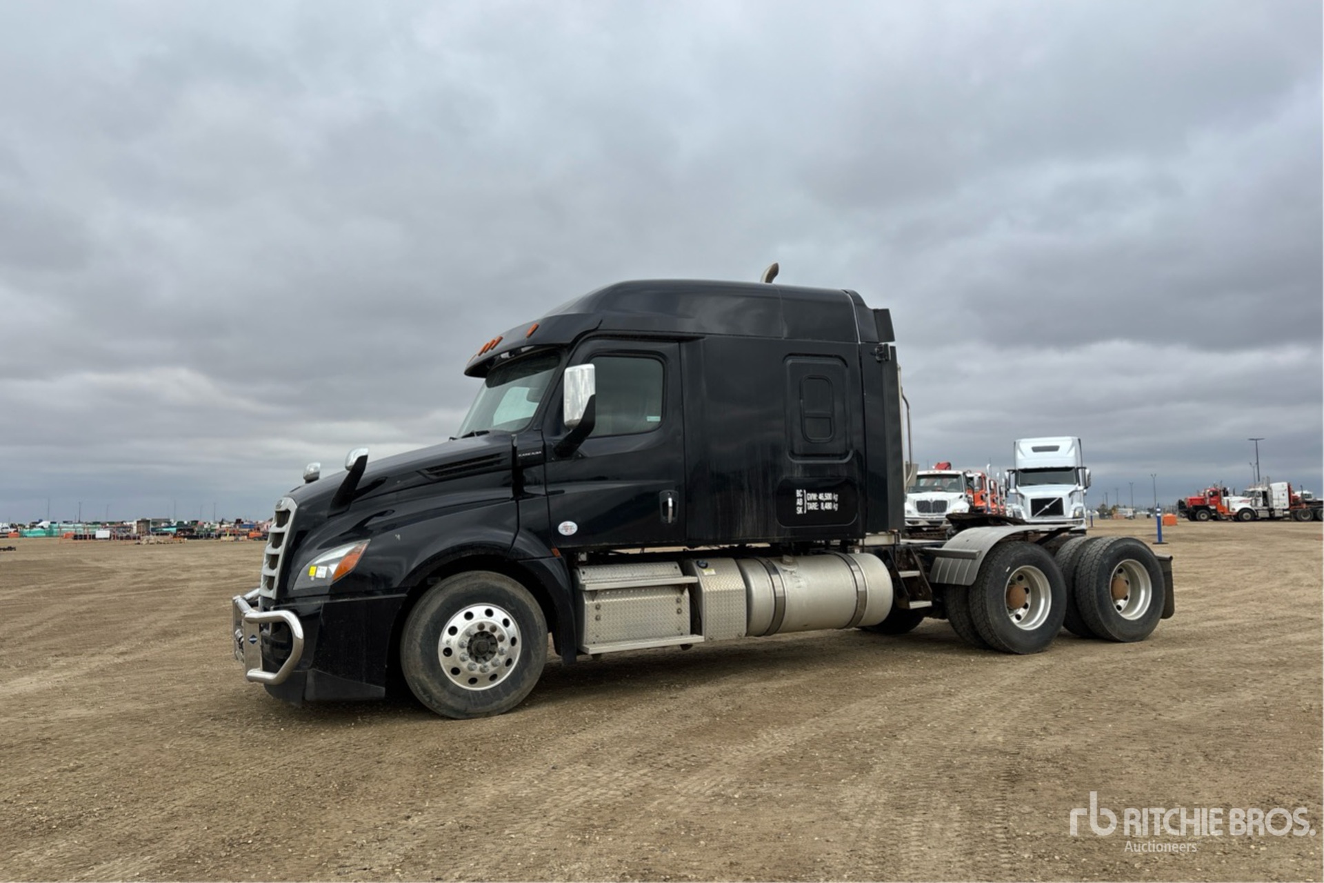 2019 Freightliner CASCADIA 126