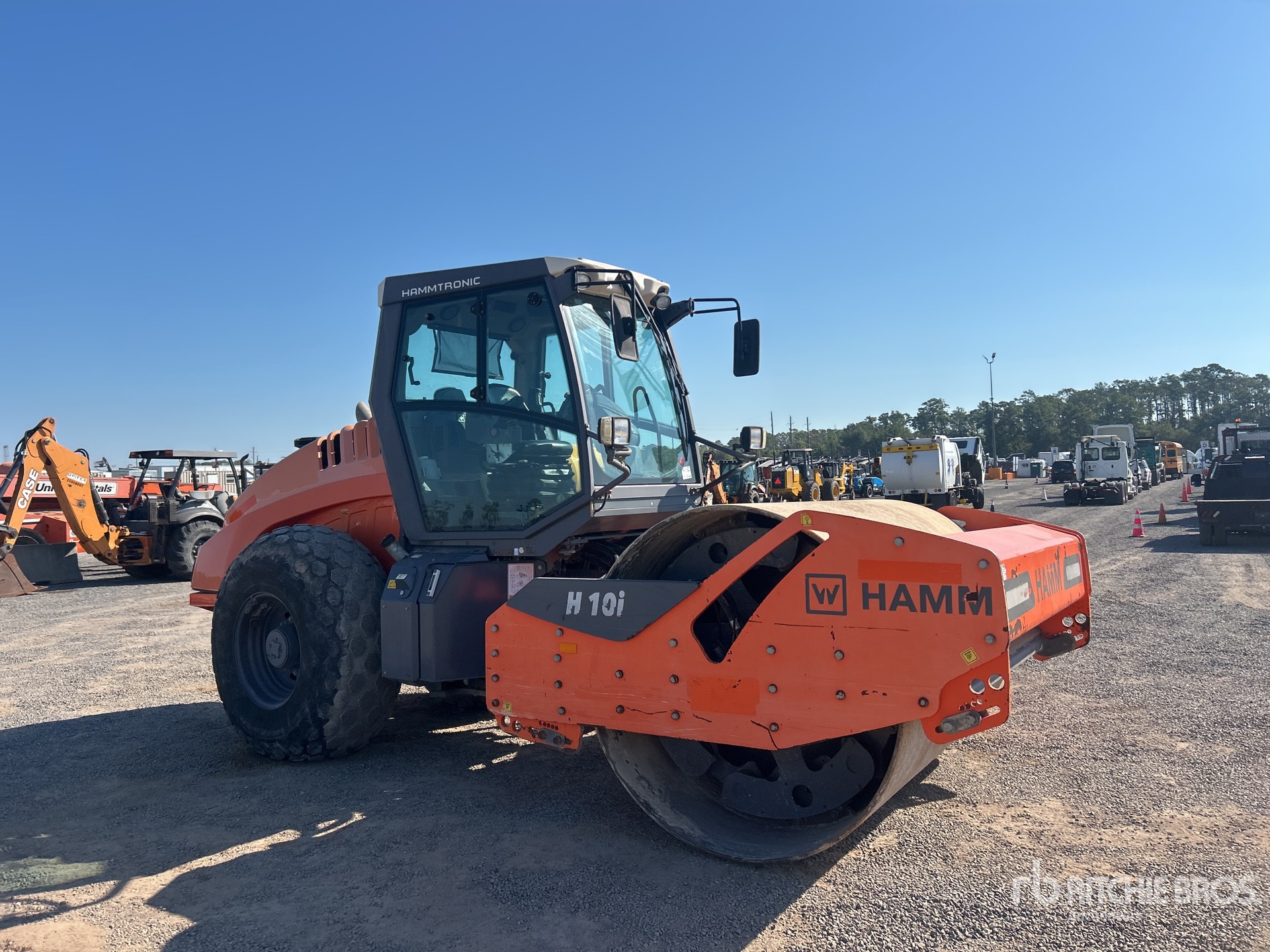 2021 Hamm H10I