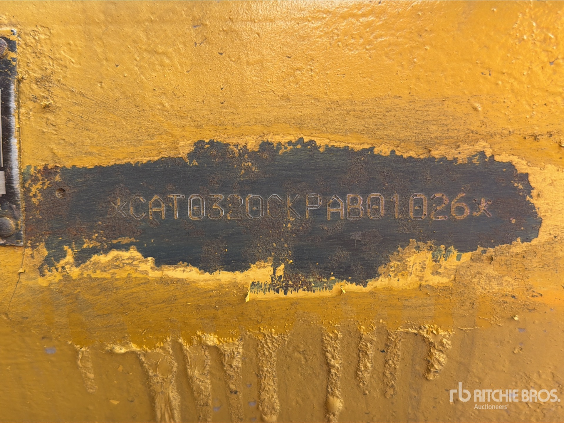 2004 Caterpillar 320CL